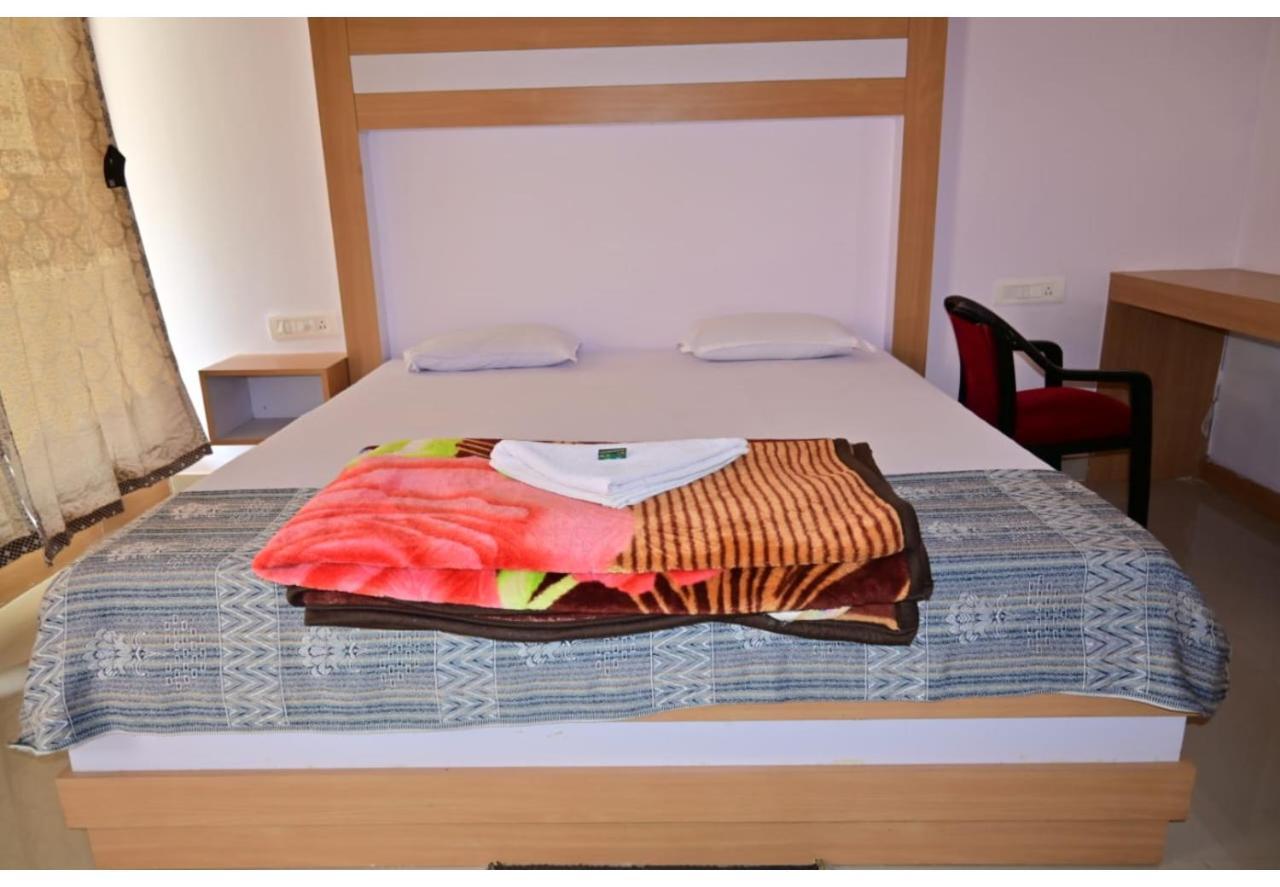 Moon Shine Garden Resort Lakshmanpur Dış mekan fotoğraf