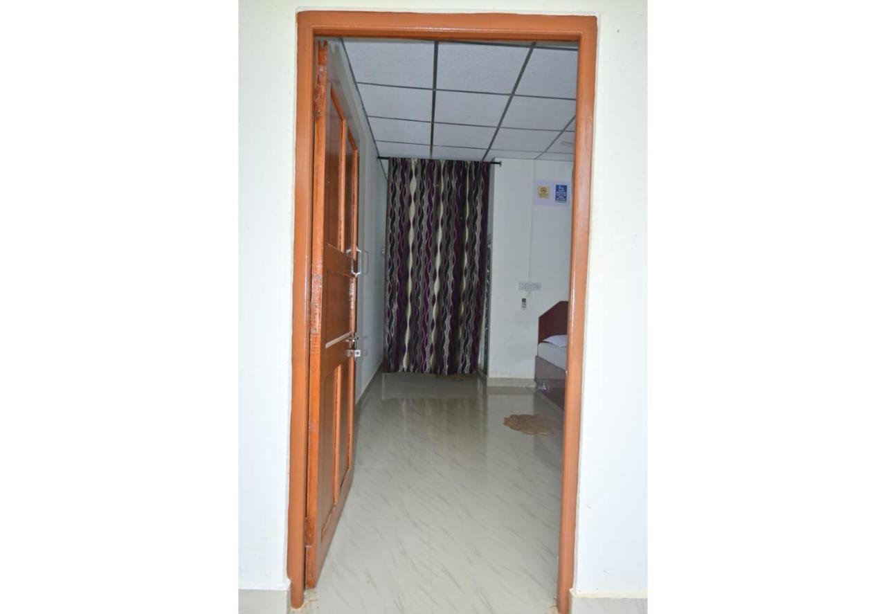 Moon Shine Garden Resort Lakshmanpur Dış mekan fotoğraf