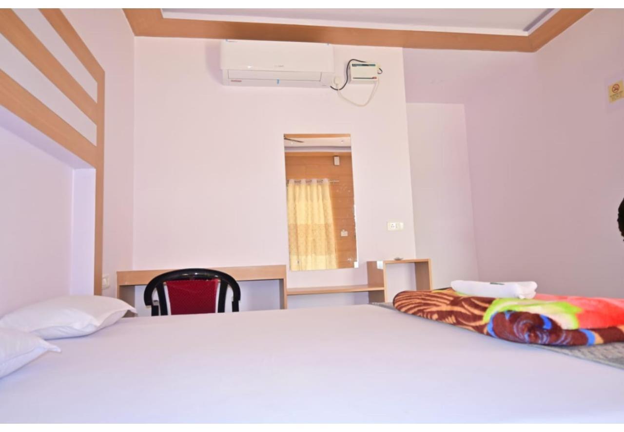 Moon Shine Garden Resort Lakshmanpur Dış mekan fotoğraf
